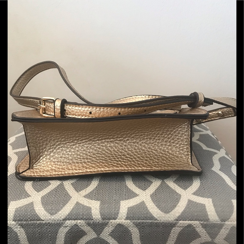 Street Level Gold Crossbody NWOT - Picture 4 of 5
